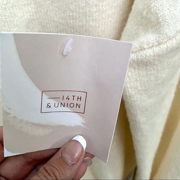 14th &amp; Union knit puff sleeves pullover sweater M
