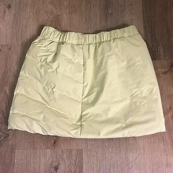 #204 NWT- RAINS Loop W Mini Skirt Straw Puffer Sz: XS &amp; M RET$170 GET THE SET!!