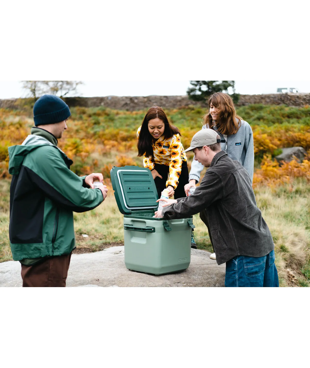 Adventure Cold For Days Outdoor Cooler | 28.3L