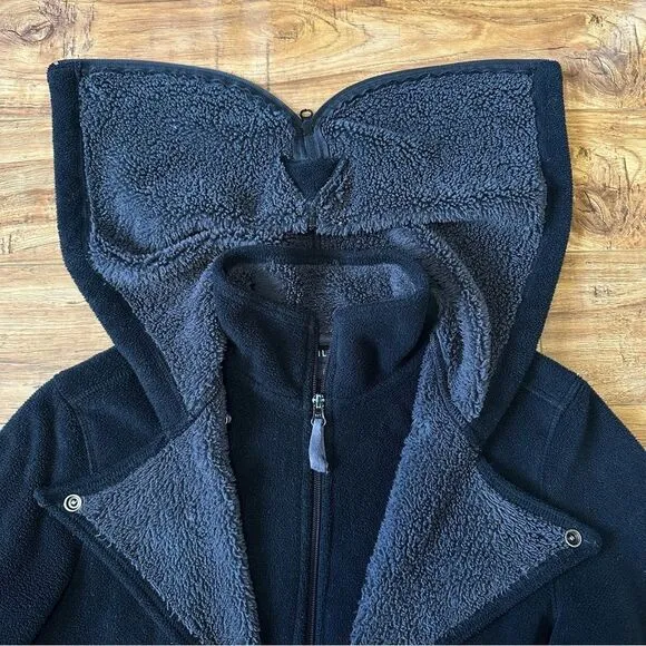 Athleta RARE Sherpa Longline Full Zip Hoodie Jacket Size Medium Black