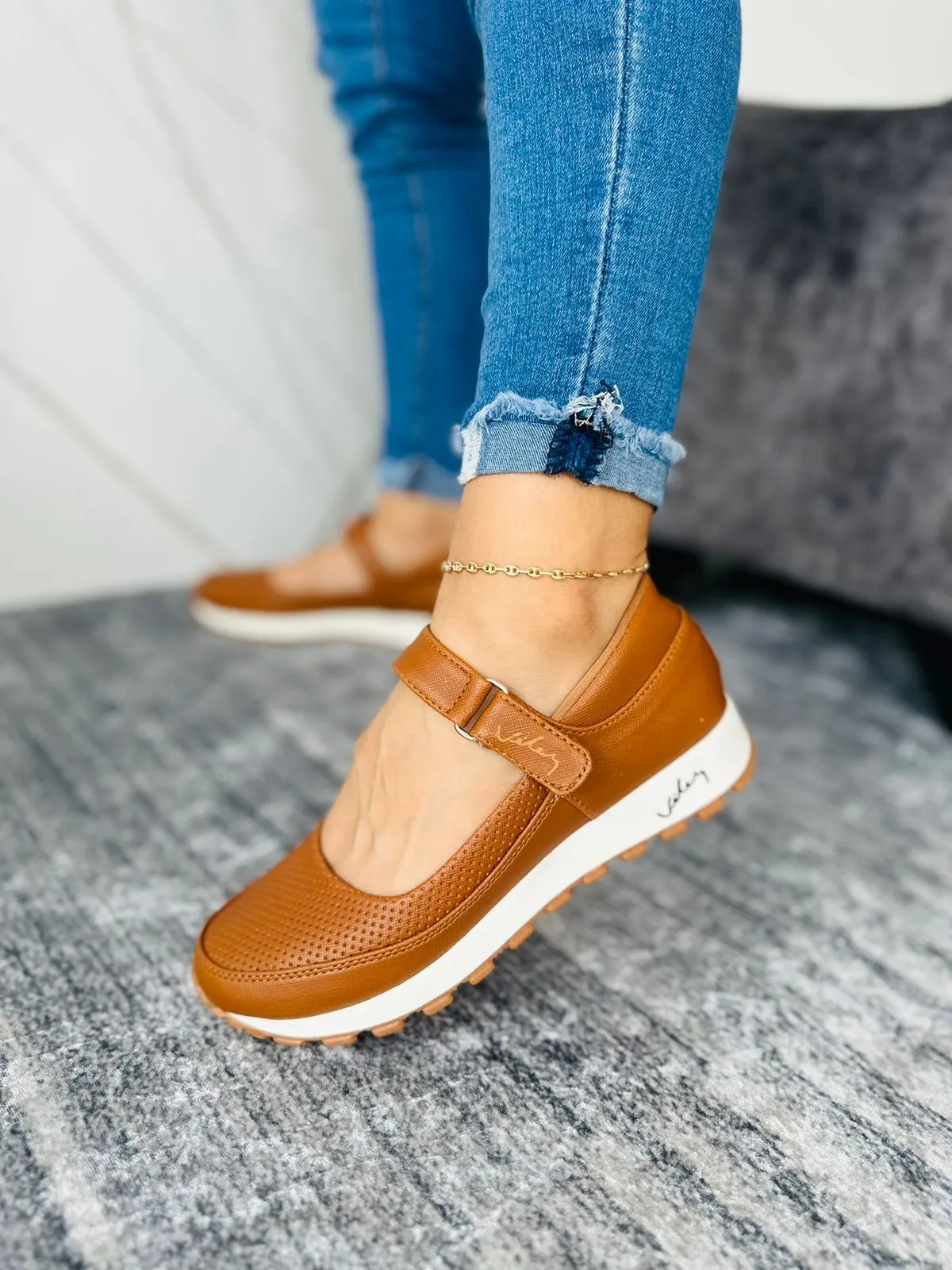 Balance Step- Orthopedic Shoe