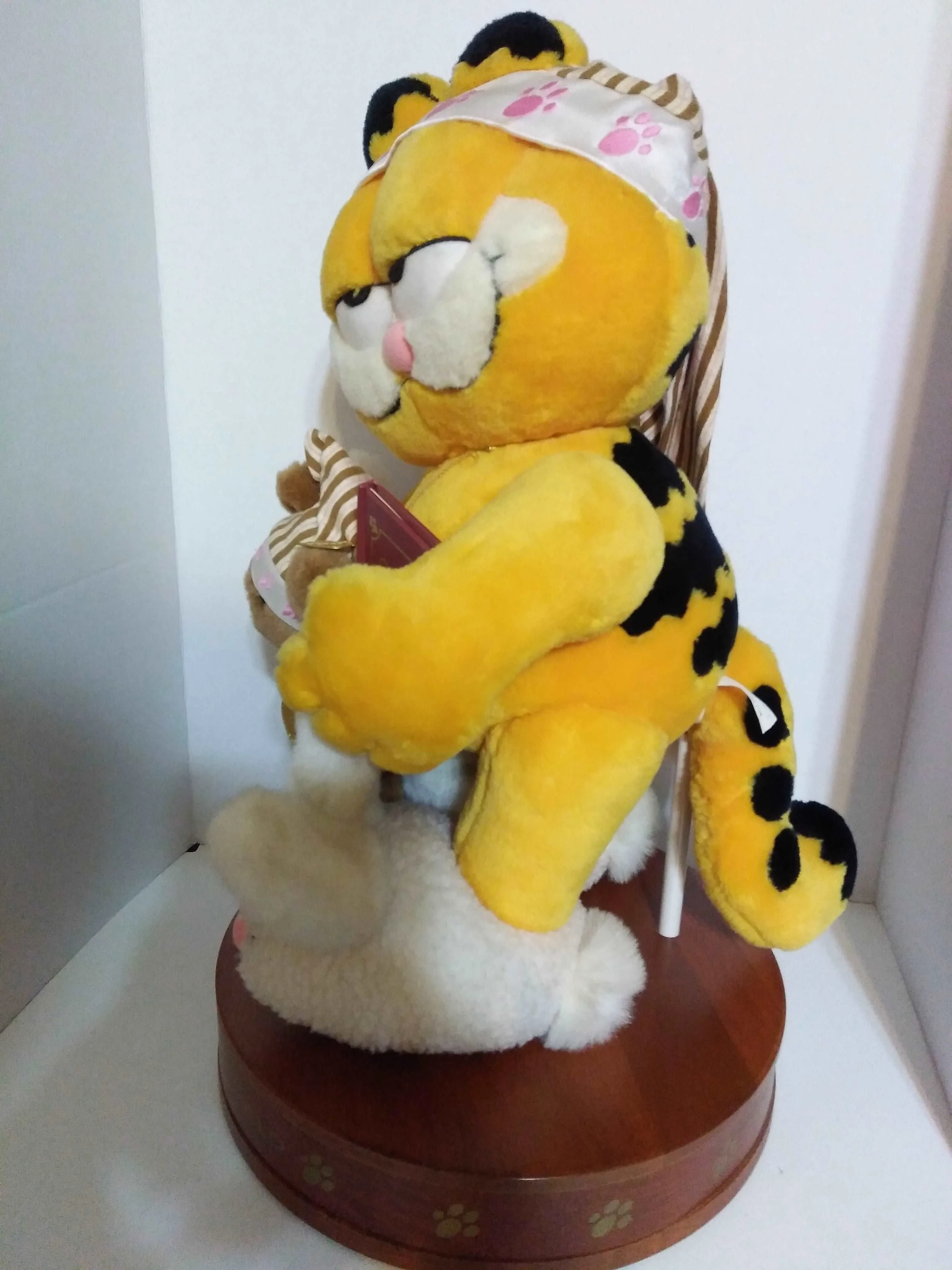 Bedtime for Garfield Danbury Mint