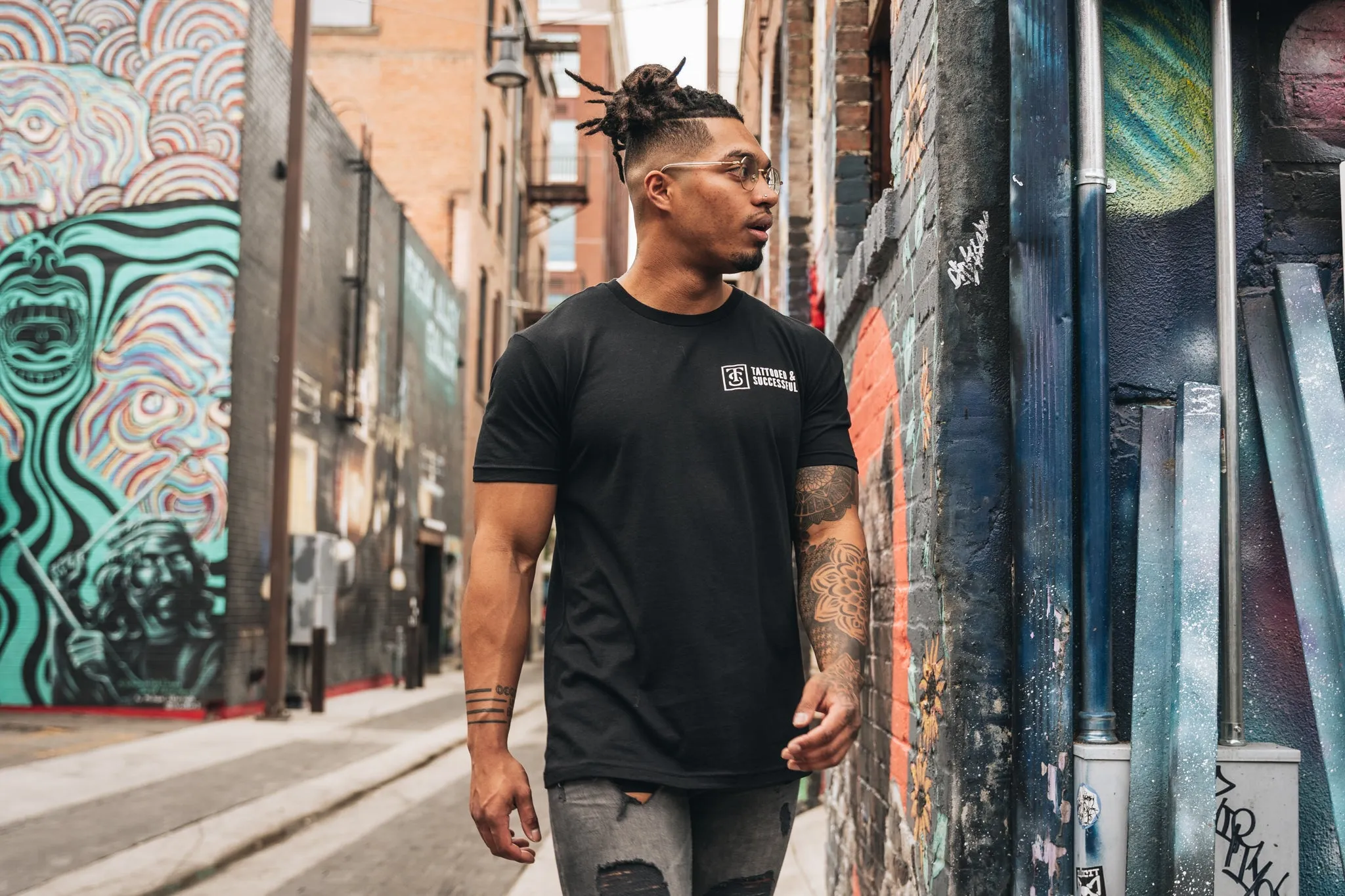 Big Logo T-Shirt - Black