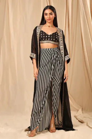 Black & White Wallflower Cape Set