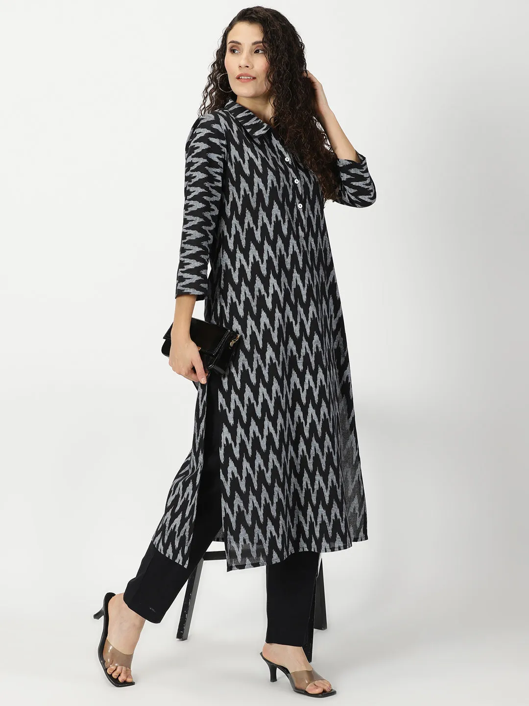 Black Ikat Print Shirt Collar Kurta