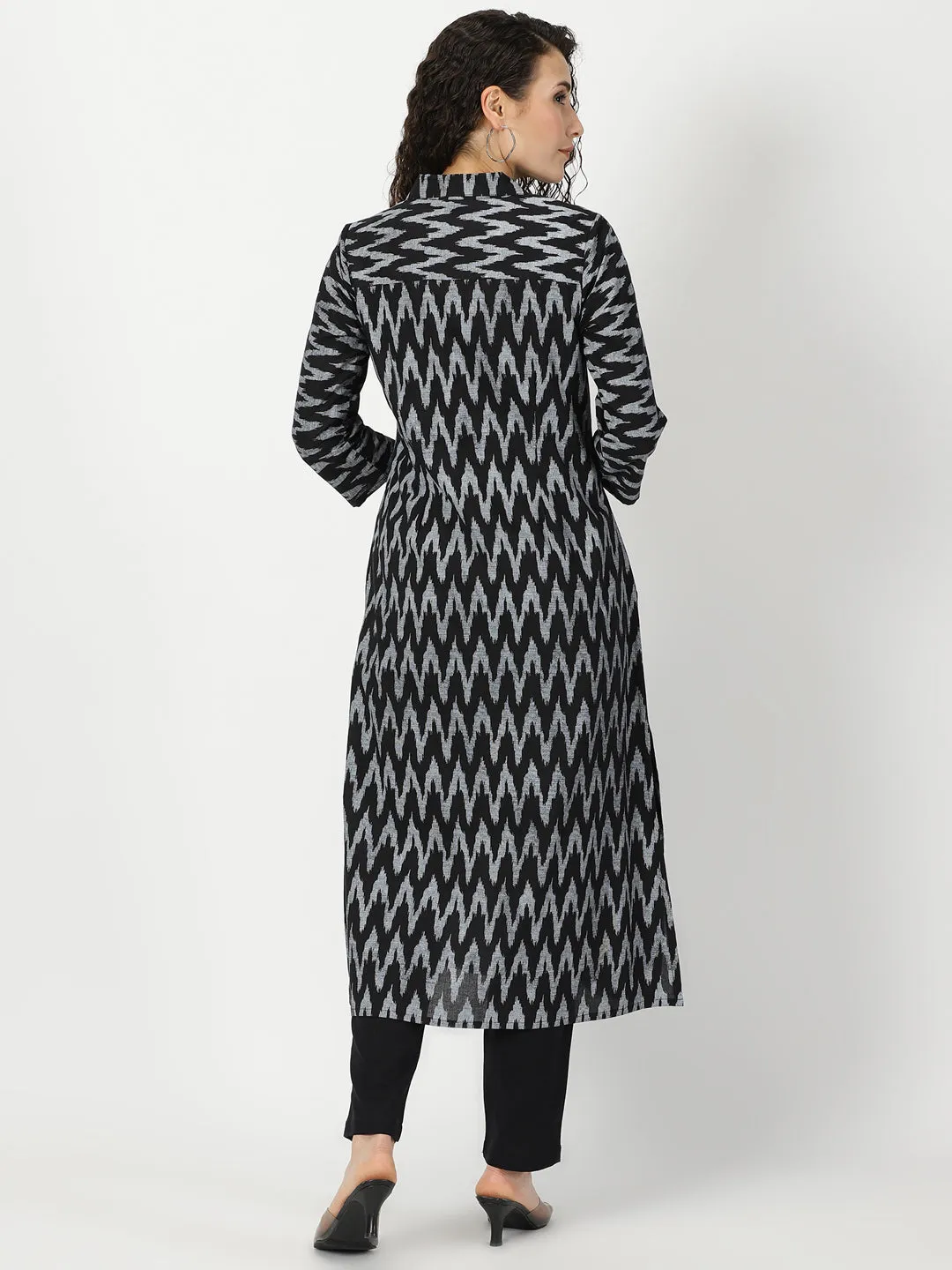 Black Ikat Print Shirt Collar Kurta