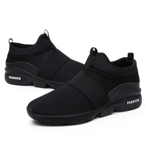 Comfortable breathable sporty low shoes