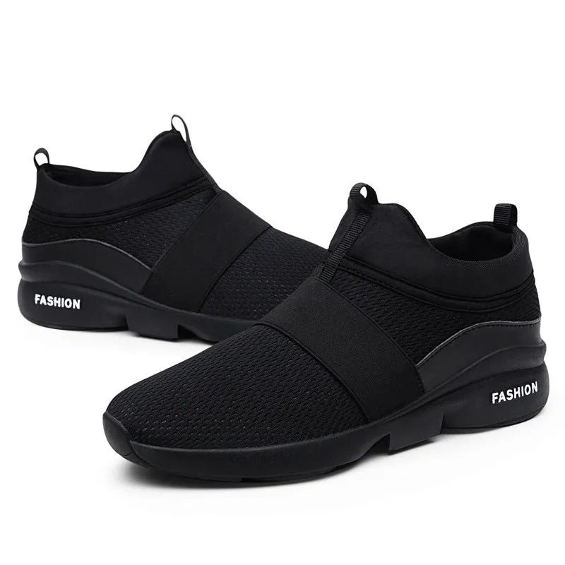 Comfortable breathable sporty low shoes