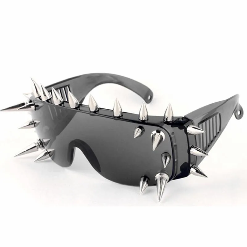 Fashion Trend Rivet Sunglasses
