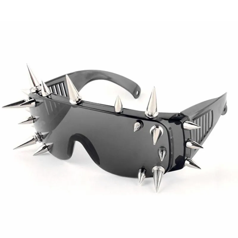 Fashion Trend Rivet Sunglasses