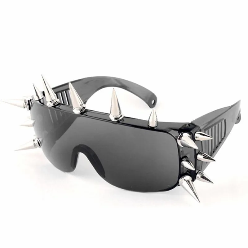 Fashion Trend Rivet Sunglasses