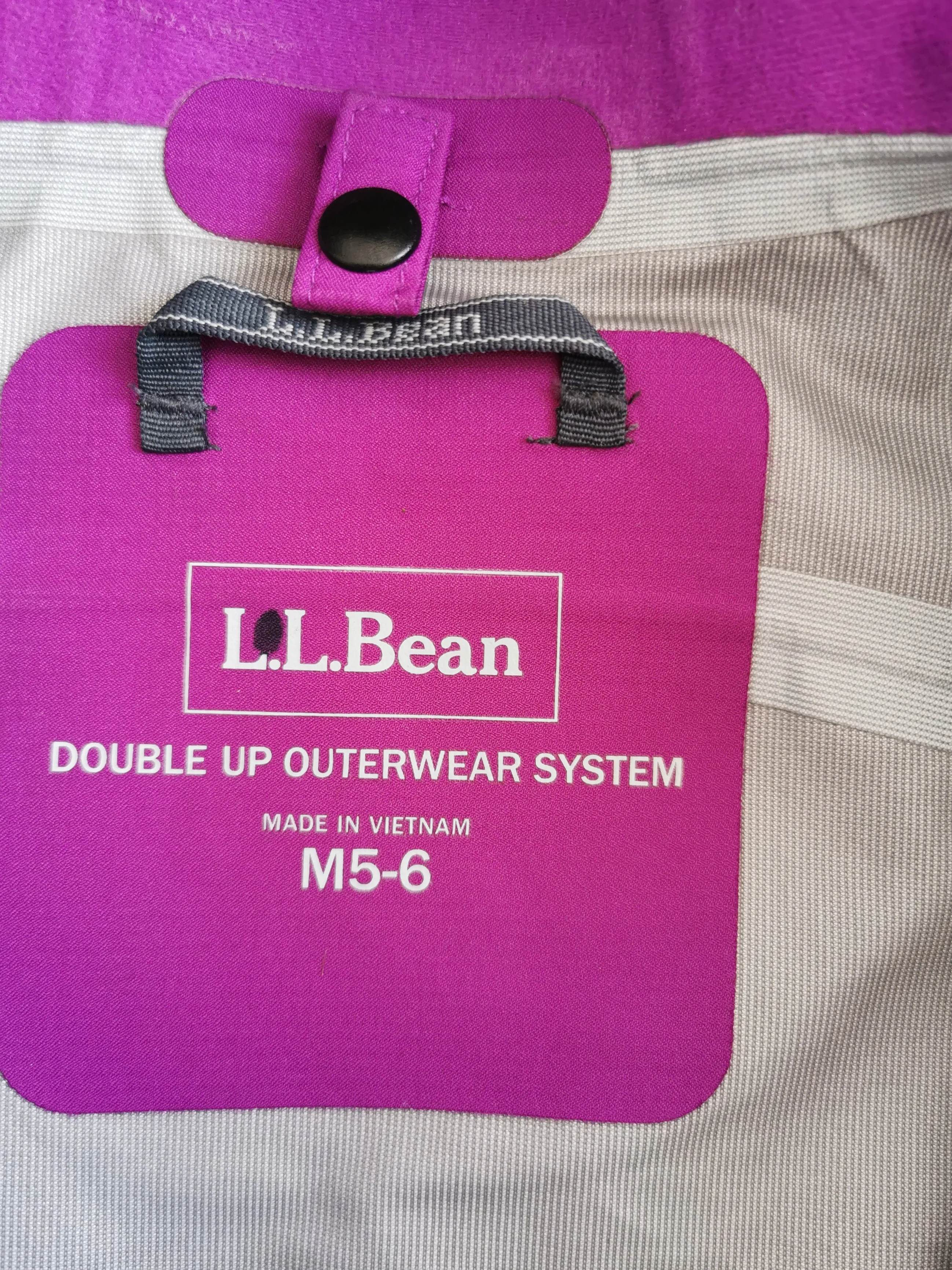GIRL SIZE MEDIUM (5/6 YEARS) LL BEAN, Lightweight Zippered Jacket EUC B36