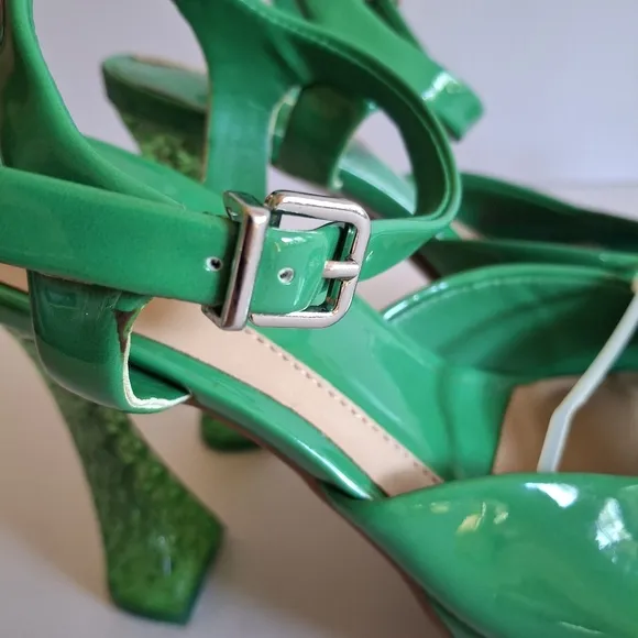 Green Size 5.5 Square Toe Gianni Bini Patent Barbie Tapered Flare‎ Heel