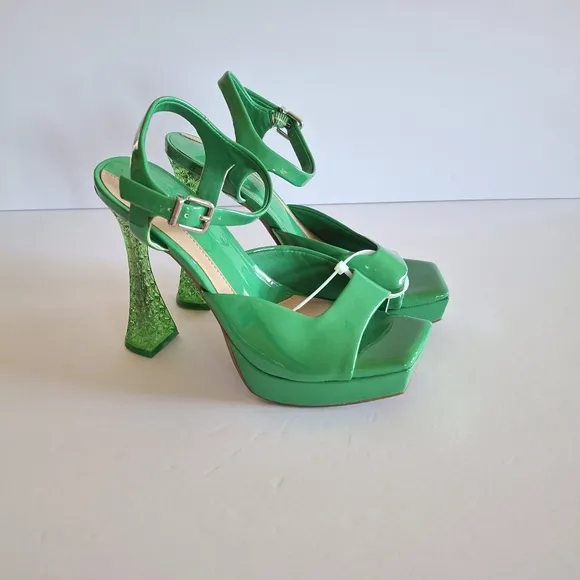 Green Size 5.5 Square Toe Gianni Bini Patent Barbie Tapered Flare‎ Heel