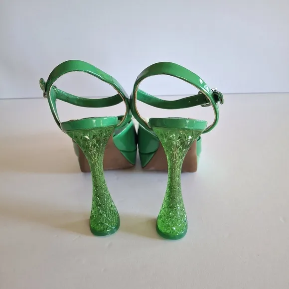 Green Size 5.5 Square Toe Gianni Bini Patent Barbie Tapered Flare‎ Heel
