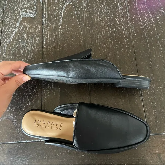 Journey Collection Vegan Leather Slip On Classic‎ Mules Black NWOT Size 7