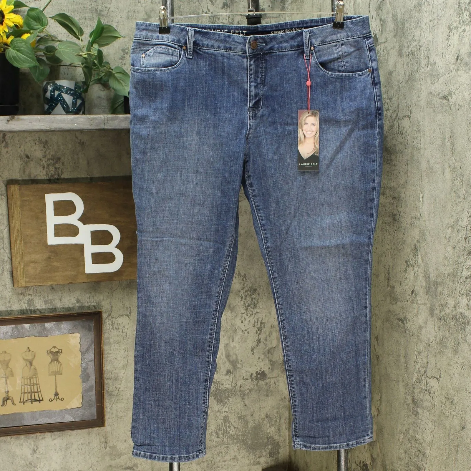 Laurie Felt Women's Petite Classic Denim Boyfriend Jeans
