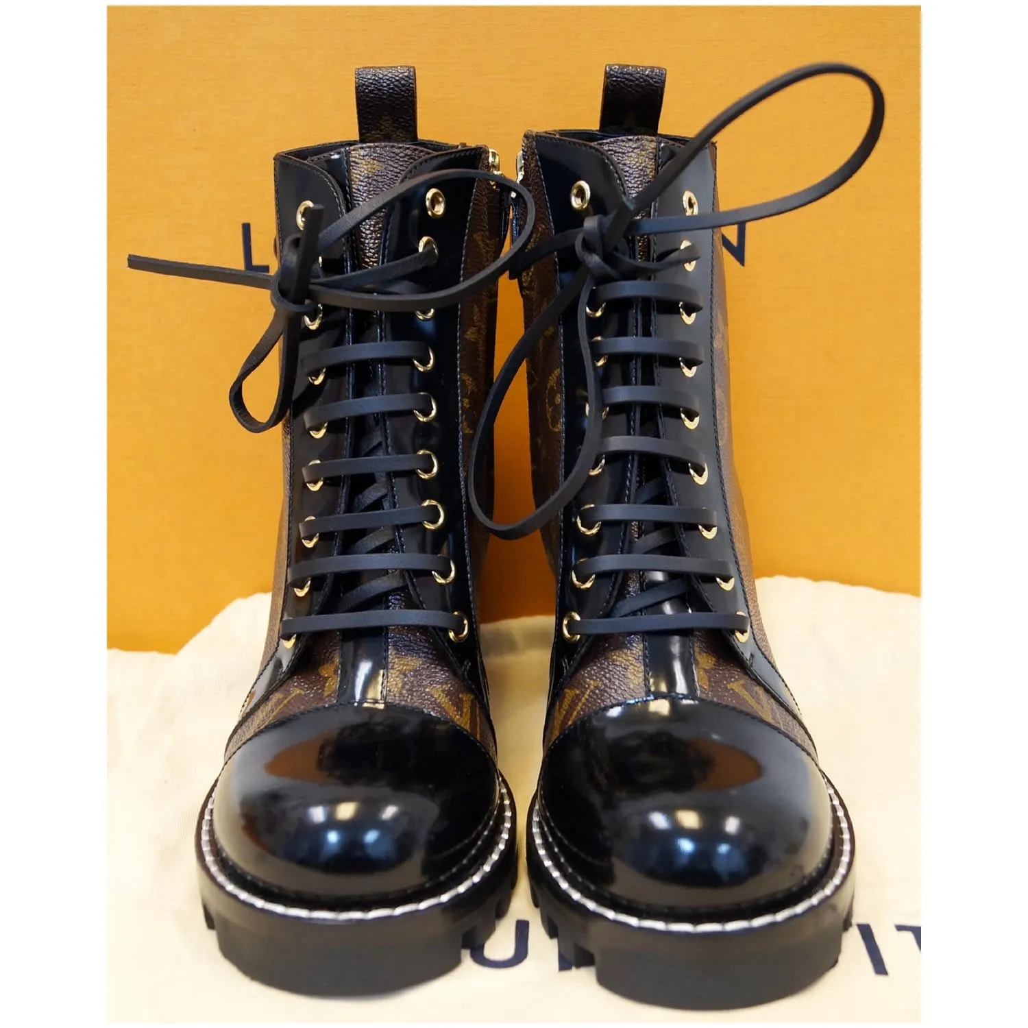 LOUIS VUITTON Star Trail Monogram Canvas/Patent Ankle Boot Brwon/Black US 8.5