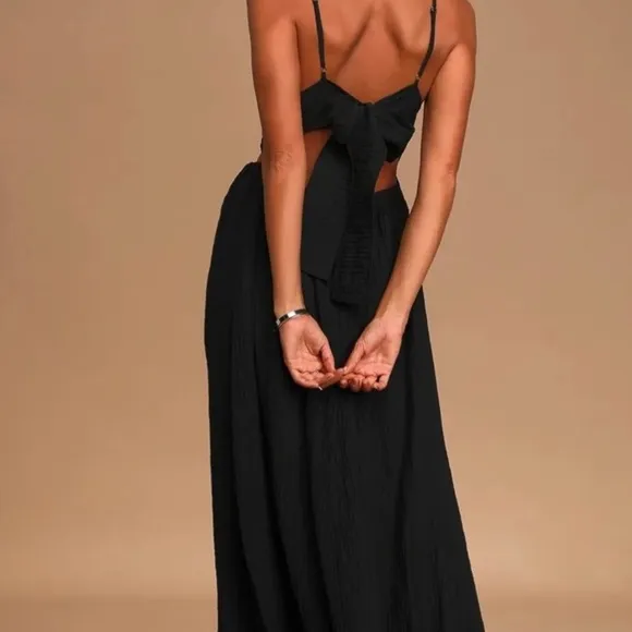 Lulus NWT Streamlined Style Black Tie-Back Cutout Maxi Dress Size M