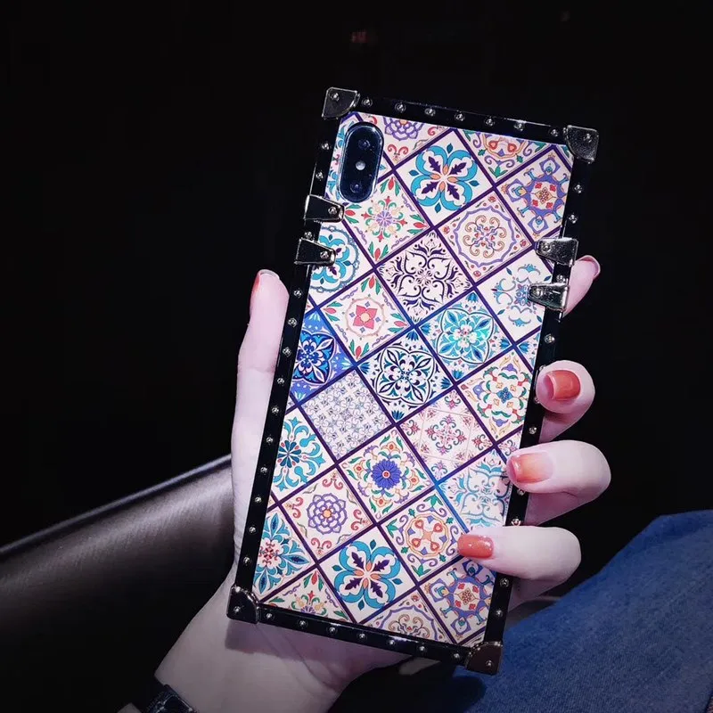 Luxury 3D Trendy High Fashion Inspired Iphone and Samsung Case