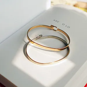 Minimalist fashion personality contracted fine gold bracelet Women's fashion beautiful bracelets free send a bracelet