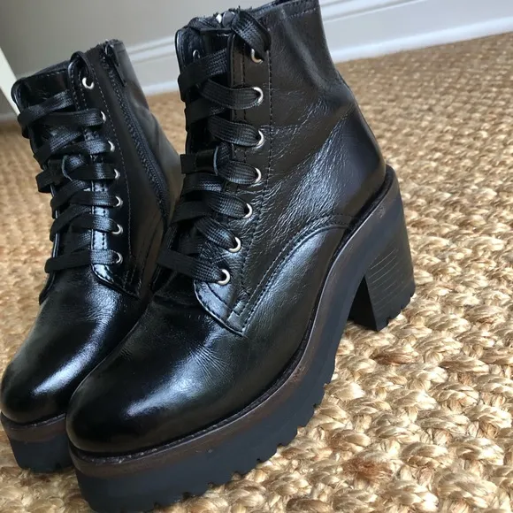 New: Steve Madden Kerry Leather Combat Boot. Size 6.5