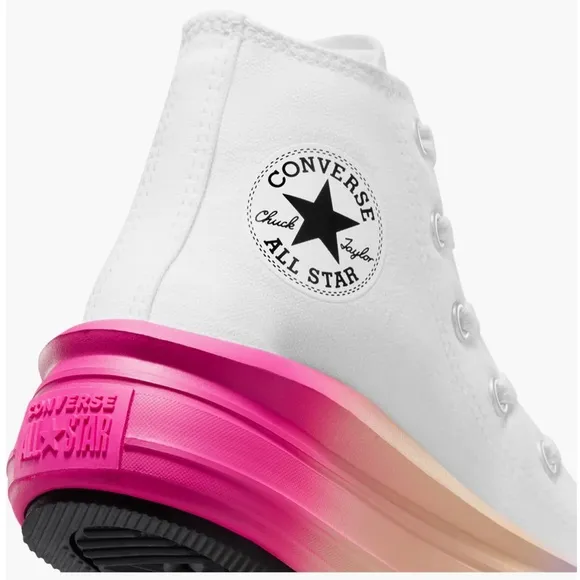 NWT Converse Chuck Taylor All Star Move Platform Brig white/stardust lilac