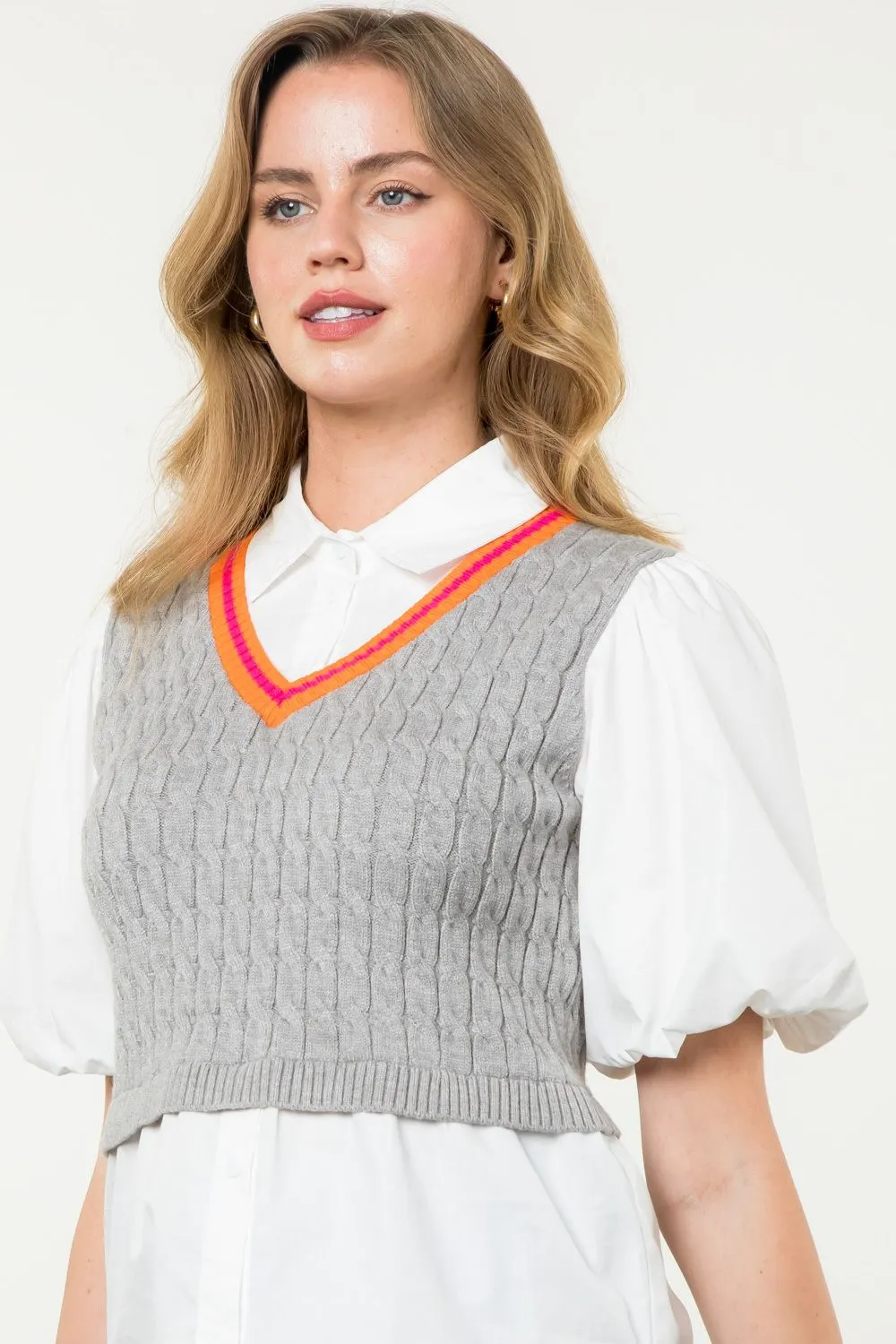 POPLIN TOP WITH KNIT VEST-GREY