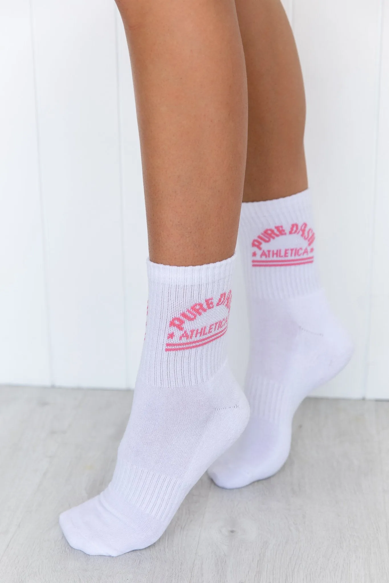 Pure Dash Crew Socks - Pink/White