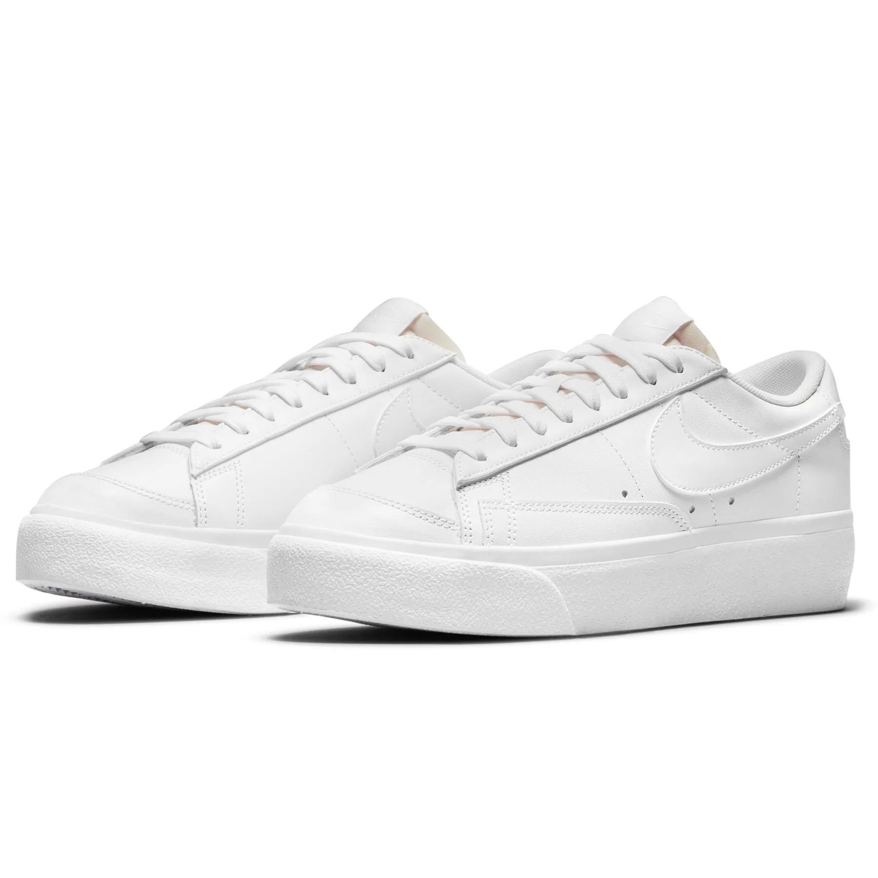 Zapatillas Nike Mujer Urbanas Blazer Low Platform | DJ0292-100