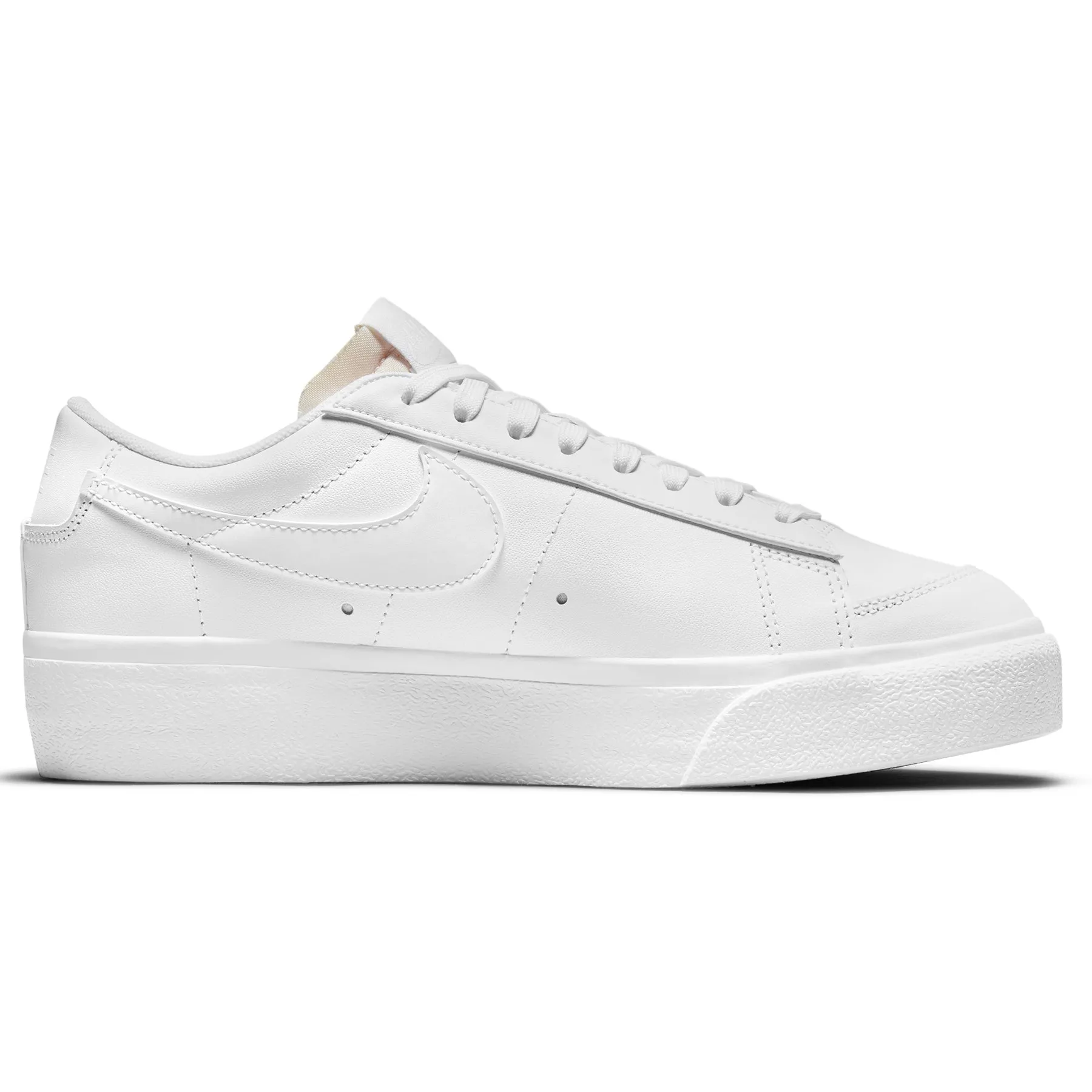 Zapatillas Nike Mujer Urbanas Blazer Low Platform | DJ0292-100